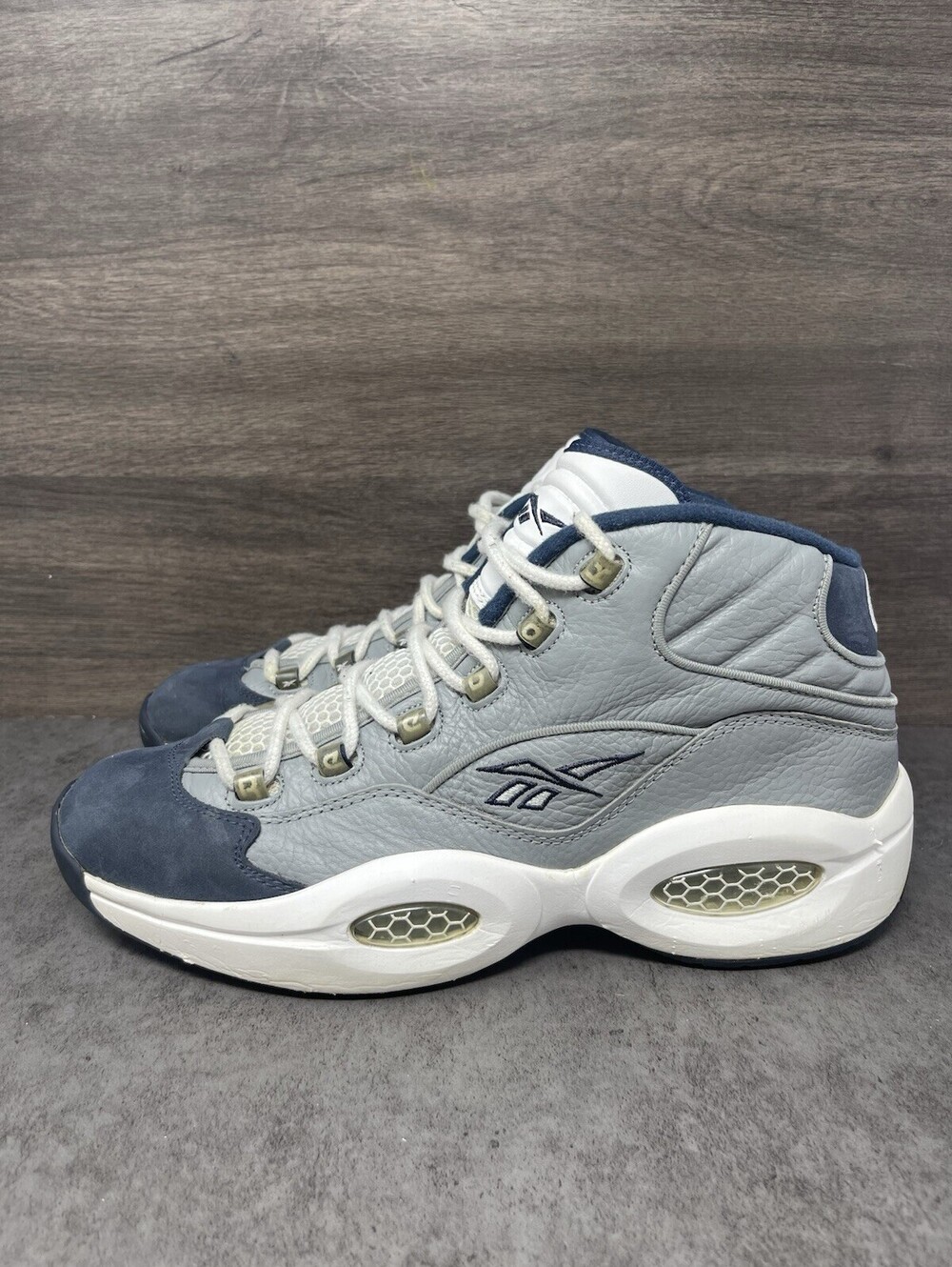 Reebok Question Mid Georgetown Size 11.5 Mens Grey Navy Iverson Shoes J99179